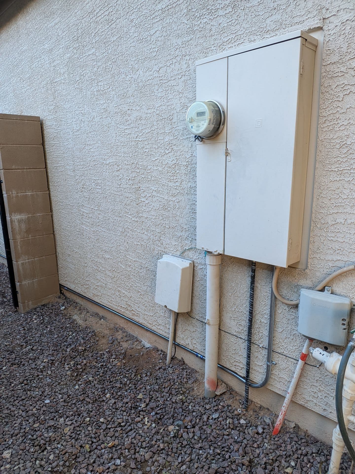 Hot Tub Electrical System Installation for Reliable Relaxation