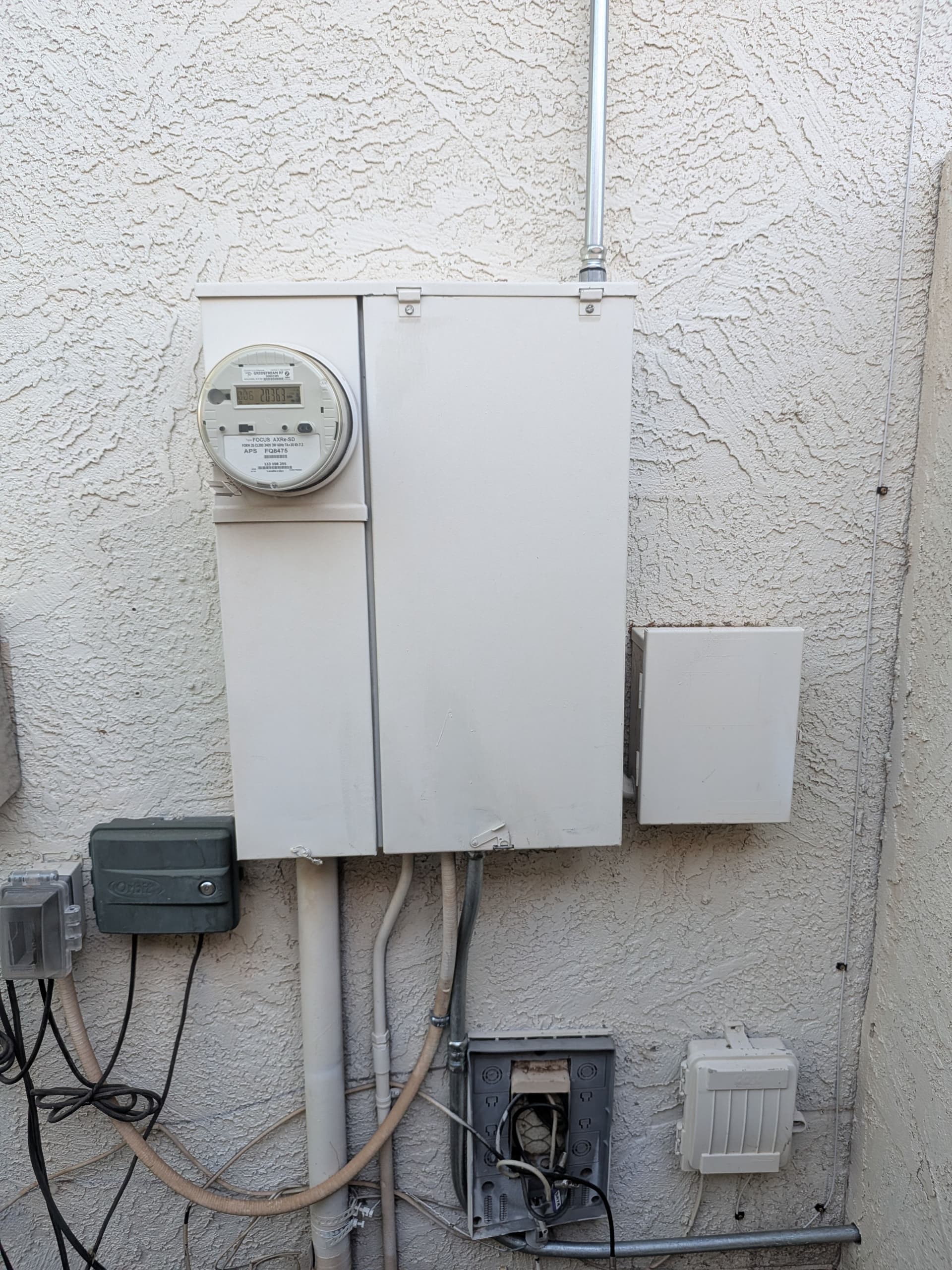 Gallery photos for 225A Solar Ready Eaton Panel Upgrade - Old Box Gone for Good: Image #5